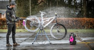 Duncan Bikewash 003 Muc-Off launches pressure washer for bikes
