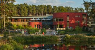 Lake and Plaza digital Evans Cycles partner with Center Parcs to offer bike rental