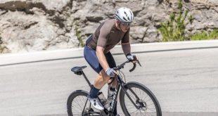 Neil Cousins riding