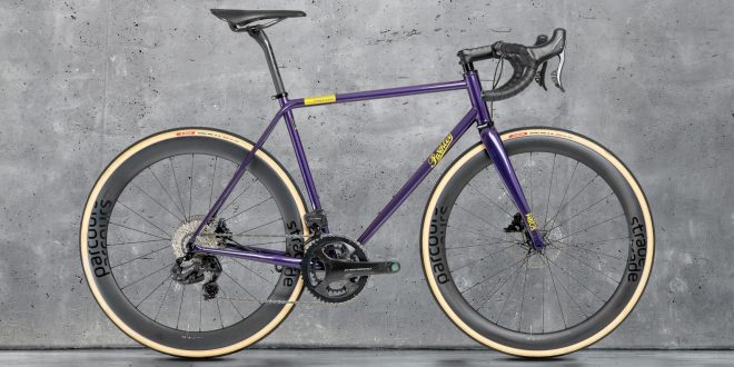 Pashley Roadfinder SL Campagnolo SR side s Pashley debuts all-new Roadfinder SL Reynolds 853 road bike
