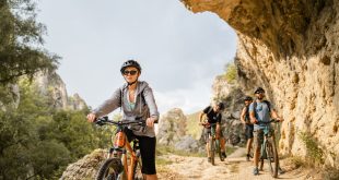 Photo Miljan Zivkovic shutterstock 2203953711 Mountain Biking has an Image Problem