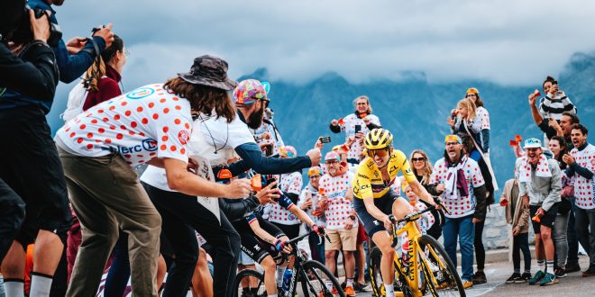 PICTURE 4 5 Revelyst Goes Direct: A New Era for Giro & Bell in the UK