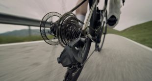 SR13 Ciclisti01 Campagnolo presents new Super Record 13 groupset